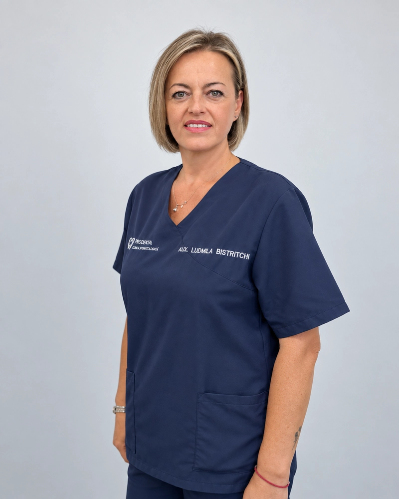 Ludmila Negruta, auxiliar de clínica en Prodental Fuenlabrada